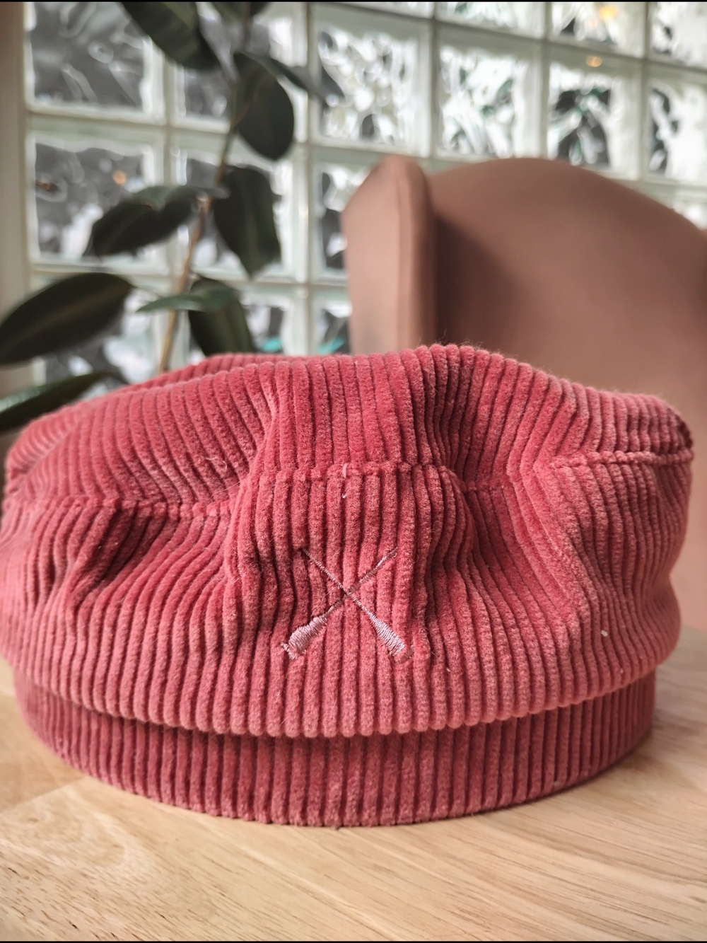 Beton Cire Corduroy Beret In Dusty Rose